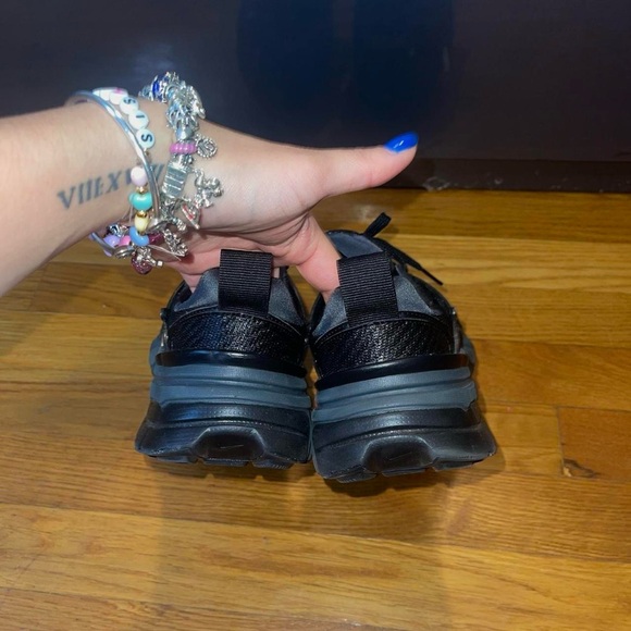 Nike V2K Run - Picture 6 of 9